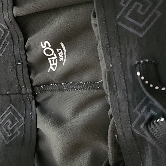 Zelos 3XLT black shorts - Picture 2 of 2